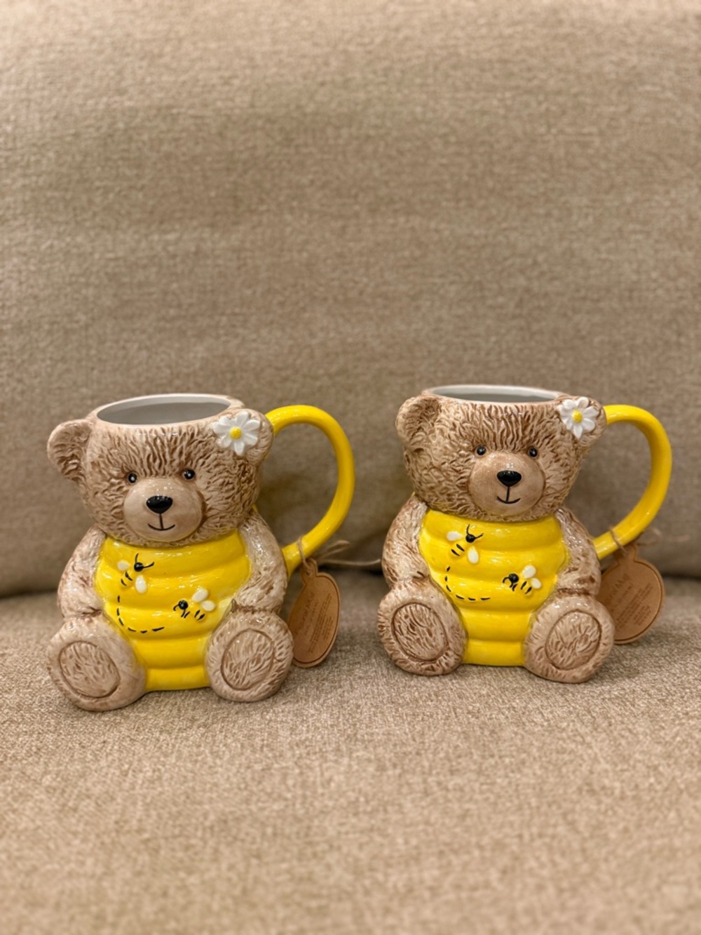 NWT Teddy Bear Bumble Bee Hive Flower Bees Spring Set of 2 Mugs Brand New